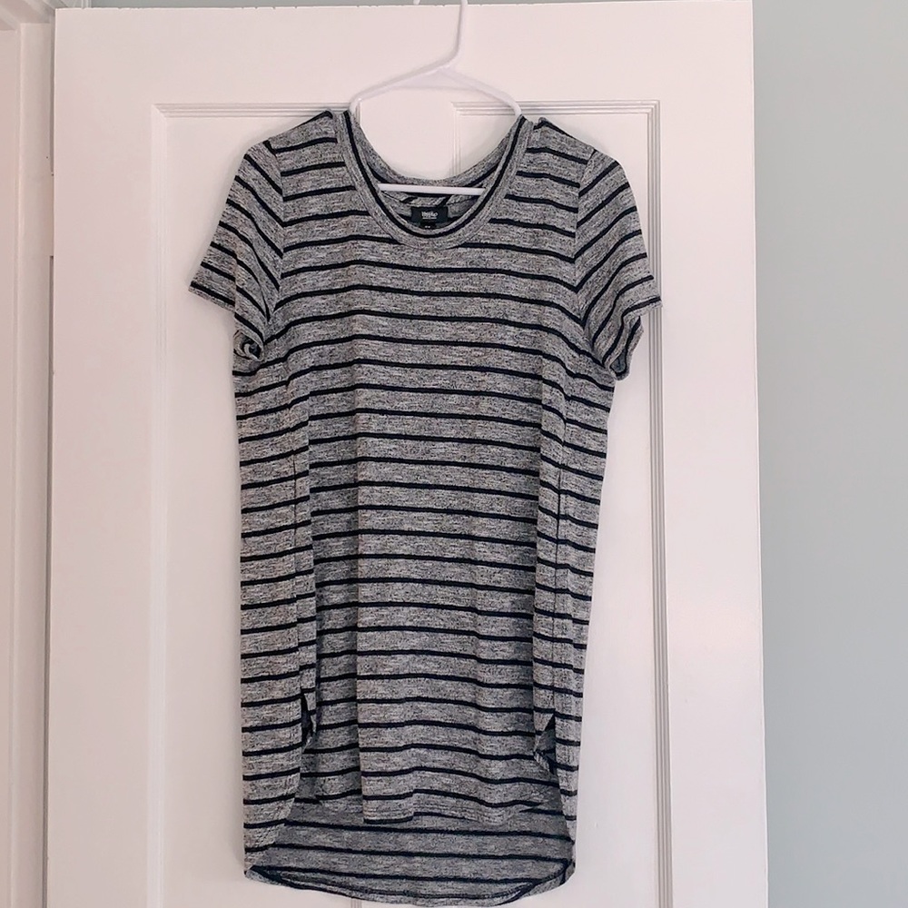 Mossimo Supply Co | side slit tunic/tee shirt